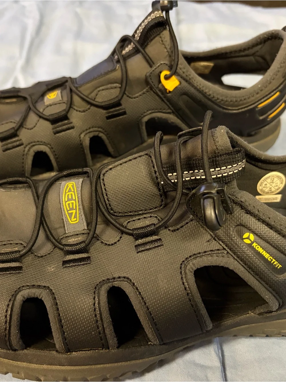 Keen Men’s Black Sandals with Yellow Accents Size 12